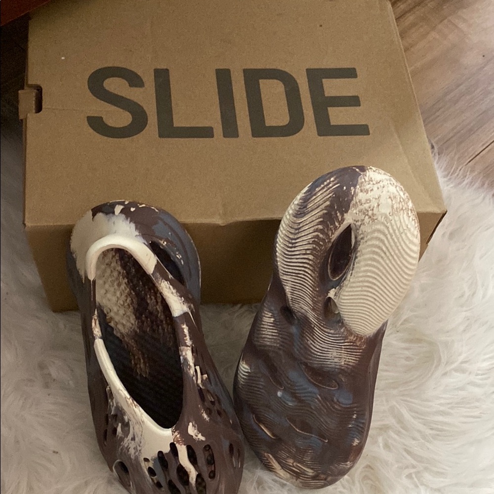 Brown and Cream Yeezy Slide Made By Adidas